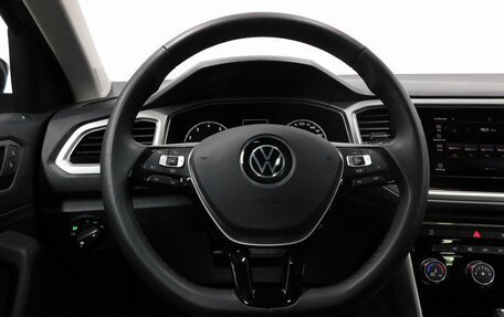 Volkswagen T-Roc I, 2022 год, 2 700 000 рублей, 15 фотография