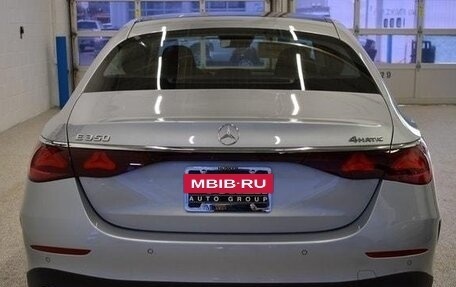 Mercedes-Benz E-Класс, 2024 год, 9 700 000 рублей, 2 фотография