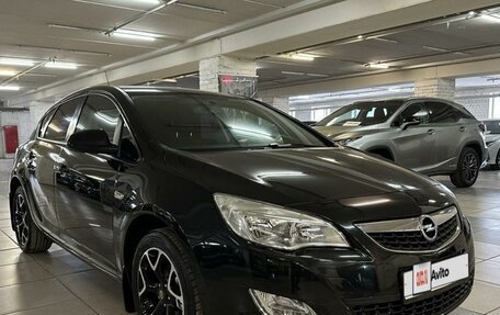 Opel Astra J, 2011 год, 990 000 рублей, 2 фотография