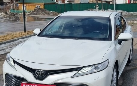 Toyota Camry, 2018 год, 3 800 000 рублей, 13 фотография