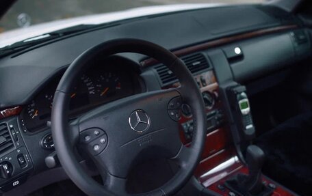 Mercedes-Benz E-Класс, 2001 год, 750 000 рублей, 9 фотография