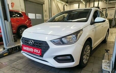 Hyundai Solaris II рестайлинг, 2017 год, 1 396 000 рублей, 3 фотография