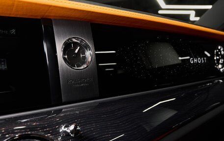 Rolls-Royce Ghost Series II рестайлинг, 2021 год, 41 900 000 рублей, 22 фотография