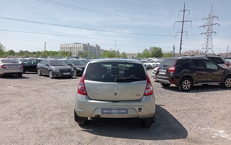 Renault Sandero I, 2013 год, 750 000 рублей, 4 фотография