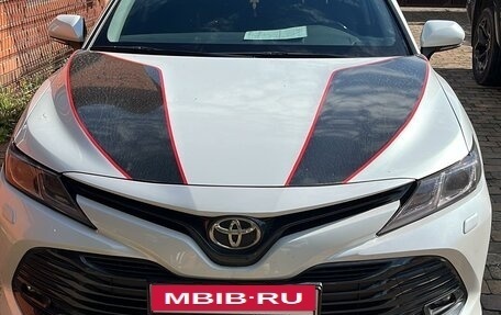 Toyota Camry, 2020 год, 3 050 000 рублей, 6 фотография