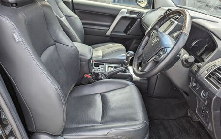 Toyota Land Cruiser Prado 150 рестайлинг 2, 2021 год, 3 500 000 рублей, 30 фотография
