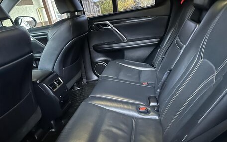 Lexus RX IV рестайлинг, 2017 год, 4 000 000 рублей, 13 фотография