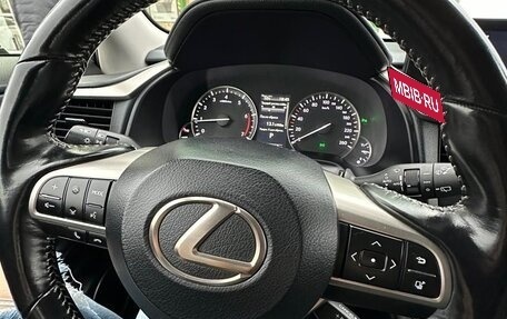 Lexus RX IV рестайлинг, 2017 год, 4 000 000 рублей, 14 фотография