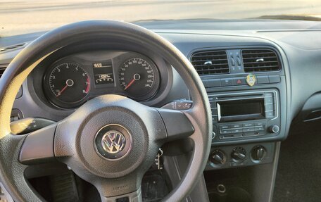 Volkswagen Polo VI (EU Market), 2014 год, 830 000 рублей, 2 фотография