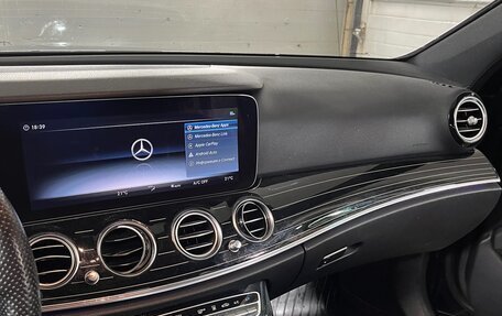 Mercedes-Benz E-Класс, 2017 год, 5 500 000 рублей, 4 фотография