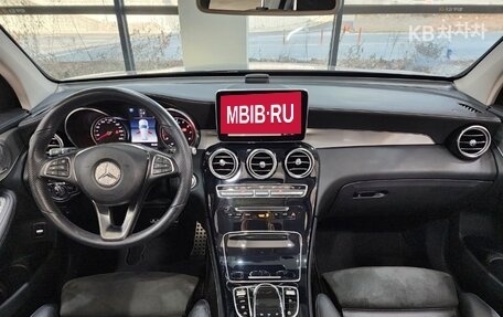 Mercedes-Benz GLC, 2019 год, 3 250 000 рублей, 4 фотография