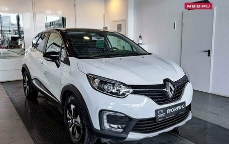 Renault Kaptur I рестайлинг, 2017 год, 1 966 500 рублей, 3 фотография