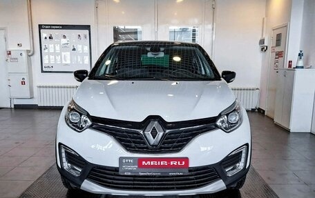 Renault Kaptur I рестайлинг, 2017 год, 1 966 500 рублей, 2 фотография