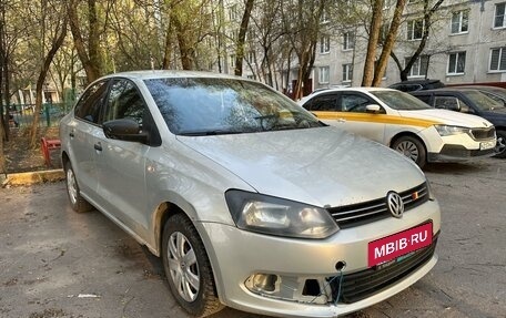 Volkswagen Polo VI (EU Market), 2012 год, 610 000 рублей, 4 фотография