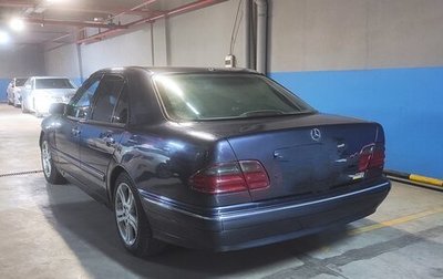 Mercedes-Benz E-Класс, 1999 год, 550 000 рублей, 1 фотография