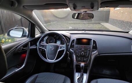 Opel Astra J, 2014 год, 1 480 000 рублей, 7 фотография