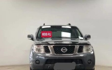Nissan Pathfinder, 2013 год, 2 500 000 рублей, 3 фотография