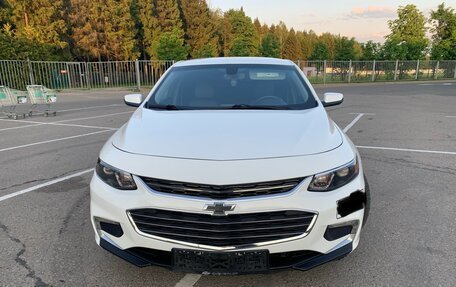 Chevrolet Malibu IX, 2017 год, 1 550 000 рублей, 2 фотография