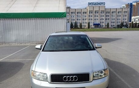 Audi A4, 2003 год, 735 000 рублей, 11 фотография