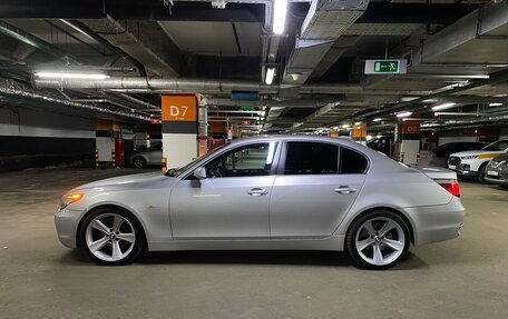 BMW 5 серия, 2004 год, 1 300 000 рублей, 7 фотография