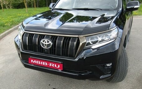 Toyota Land Cruiser Prado 150 рестайлинг 2, 2020 год, 7 150 000 рублей, 4 фотография