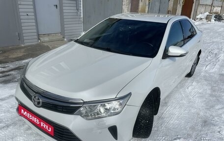 Toyota Camry, 2016 год, 2 600 000 рублей, 2 фотография
