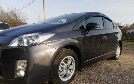 Toyota Prius, 2010 год, 1 400 000 рублей, 2 фотография