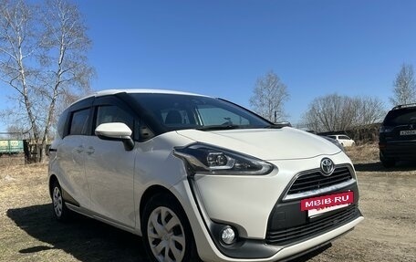 Toyota Sienta II, 2018 год, 1 500 000 рублей, 2 фотография