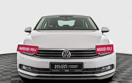 Volkswagen Passat B8 рестайлинг, 2015 год, 1 995 000 рублей, 2 фотография