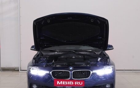 BMW 3 серия, 2018 год, 1 745 000 рублей, 4 фотография