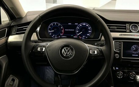 Volkswagen Passat B8 рестайлинг, 2016 год, 1 880 000 рублей, 10 фотография