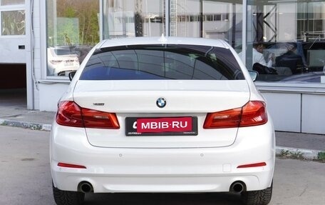 BMW 5 серия, 2019 год, 3 098 000 рублей, 4 фотография