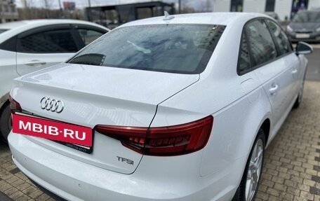 Audi A4, 2017 год, 2 350 000 рублей, 8 фотография