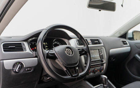 Volkswagen Jetta VI, 2018 год, 1 749 000 рублей, 9 фотография