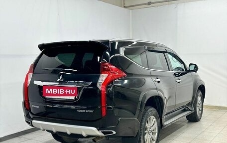 Mitsubishi Pajero Sport III рестайлинг, 2019 год, 3 375 000 рублей, 5 фотография