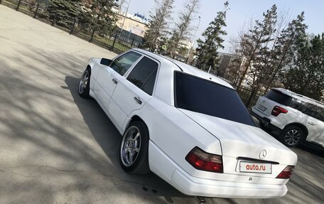 Mercedes-Benz W124, 1993 год, 550 000 рублей, 6 фотография