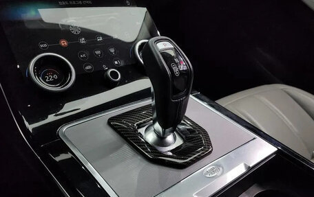 Land Rover Range Rover Evoque II, 2021 год, 3 300 000 рублей, 9 фотография