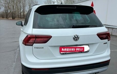 Volkswagen Tiguan II, 2020 год, 3 400 000 рублей, 3 фотография