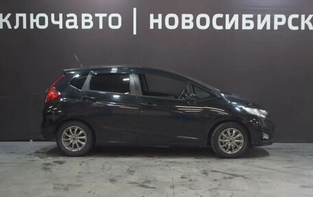 Honda Fit III, 2019 год, 1 370 000 рублей, 6 фотография