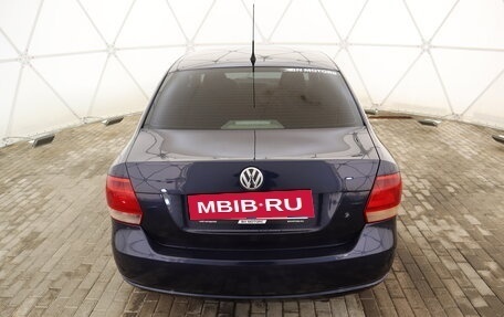 Volkswagen Polo VI (EU Market), 2011 год, 830 000 рублей, 4 фотография
