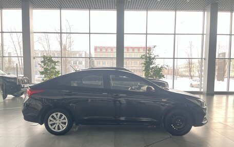 Hyundai Solaris II рестайлинг, 2017 год, 1 230 000 рублей, 6 фотография