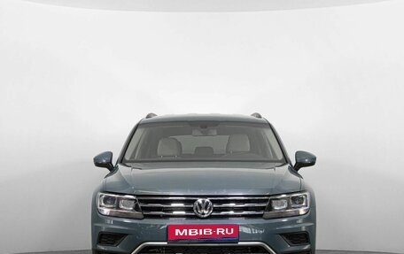 Volkswagen Tiguan II, 2019 год, 2 649 000 рублей, 2 фотография