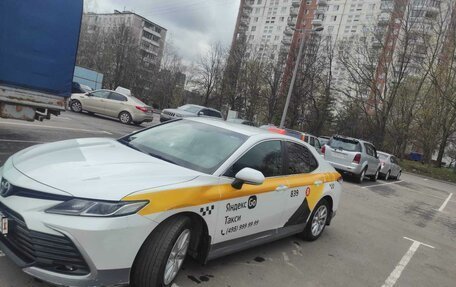 Toyota Camry, 2021 год, 2 980 000 рублей, 2 фотография