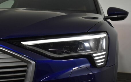Audi e-tron I, 2021 год, 5 949 000 рублей, 7 фотография