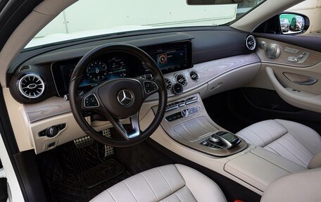 Mercedes-Benz E-Класс, 2017 год, 5 100 000 рублей, 6 фотография