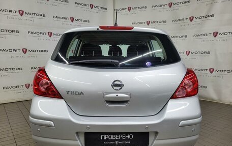 Nissan Tiida, 2010 год, 860 000 рублей, 3 фотография