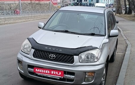 Toyota RAV4, 2000 год, 700 000 рублей, 3 фотография