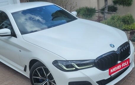 BMW 5 серия, 2020 год, 4 970 000 рублей, 2 фотография