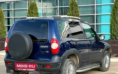 Chevrolet Niva I рестайлинг, 2017 год, 829 990 рублей, 6 фотография