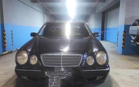 Mercedes-Benz E-Класс, 1999 год, 550 000 рублей, 2 фотография